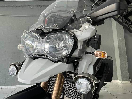 TRIUMPH TIGER EXPLORER 